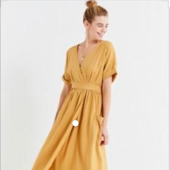 uo gabrielle linen midi wrap dress